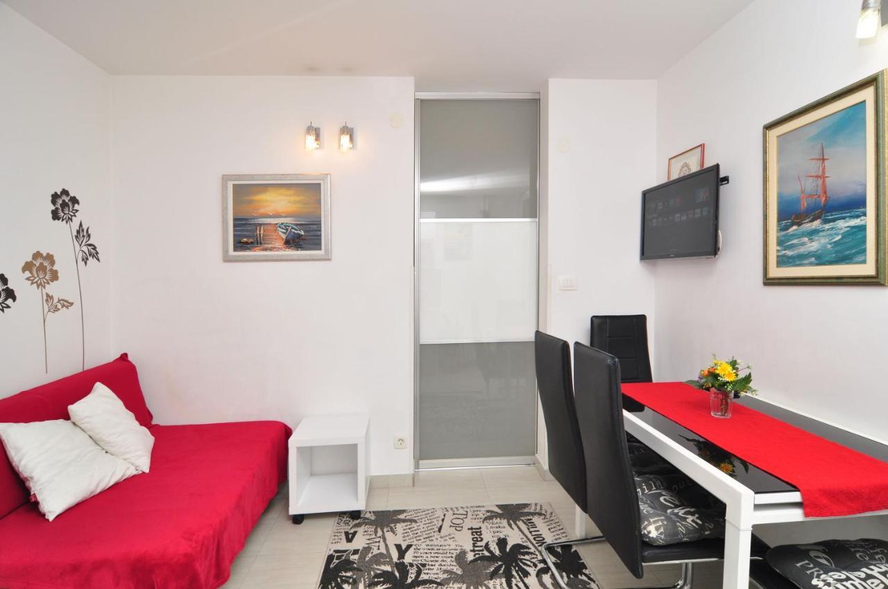 Full equipped flat close to all Spalato Esterno foto